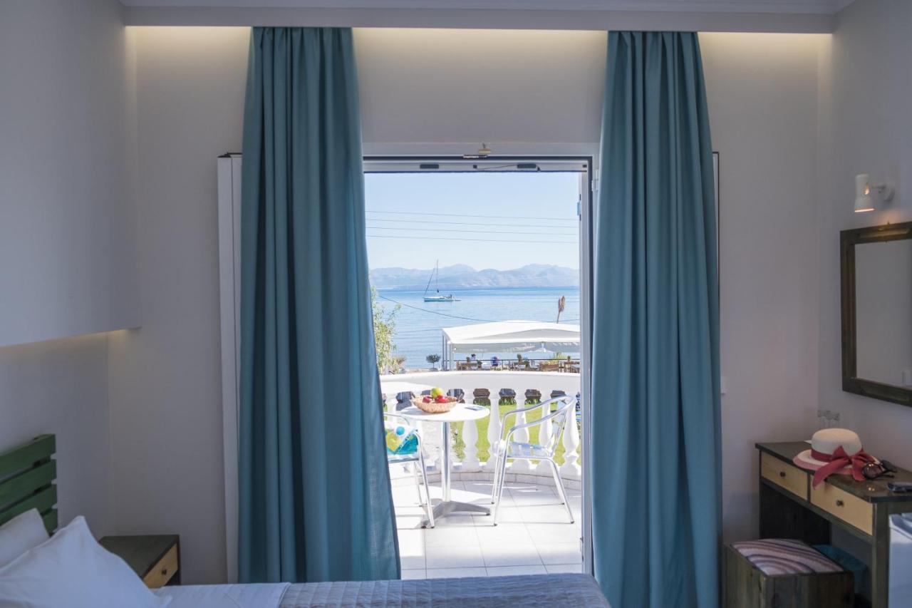 Christina Beachfront Rooms By Hotelius Petrití Exteriér fotografie